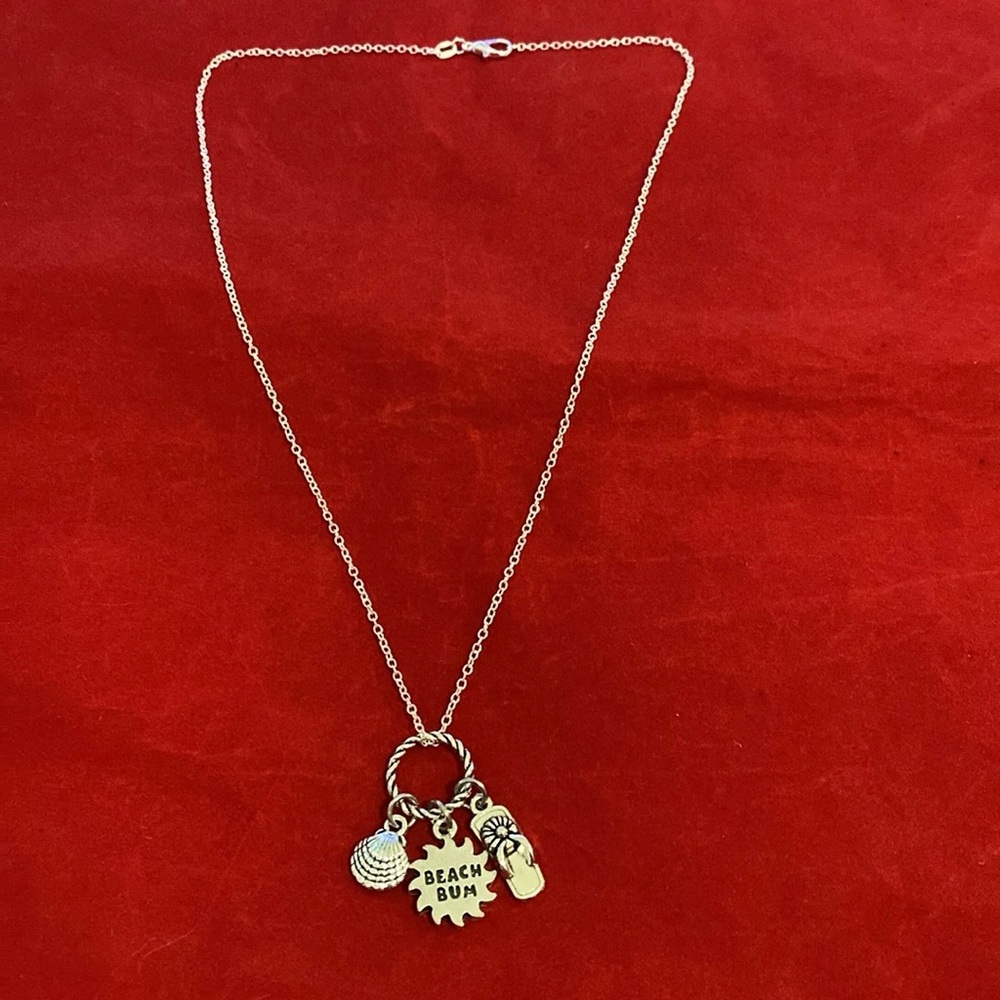Beach Bum Charm Necklace Seashell Flip Flop - Picture 4 of 5